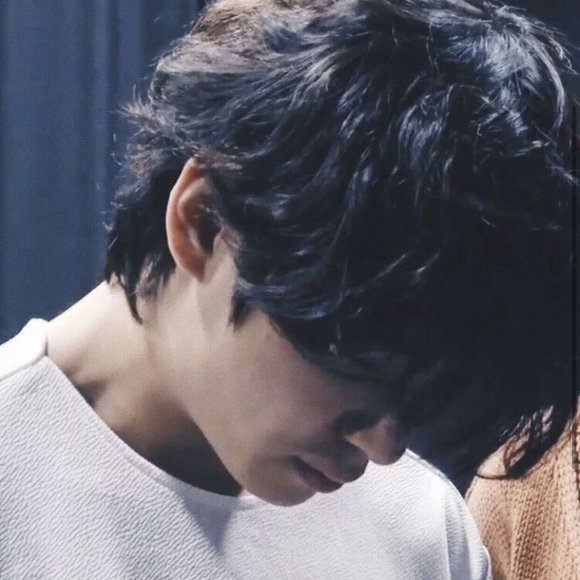 BTS V Kim Taehyung t-shirt. white. NEW - Picture 2 of 5